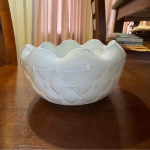 Vintage Indiana Glass Milk Glass Duette Diamond Quilted Pattern Bowl Ruffle Edge